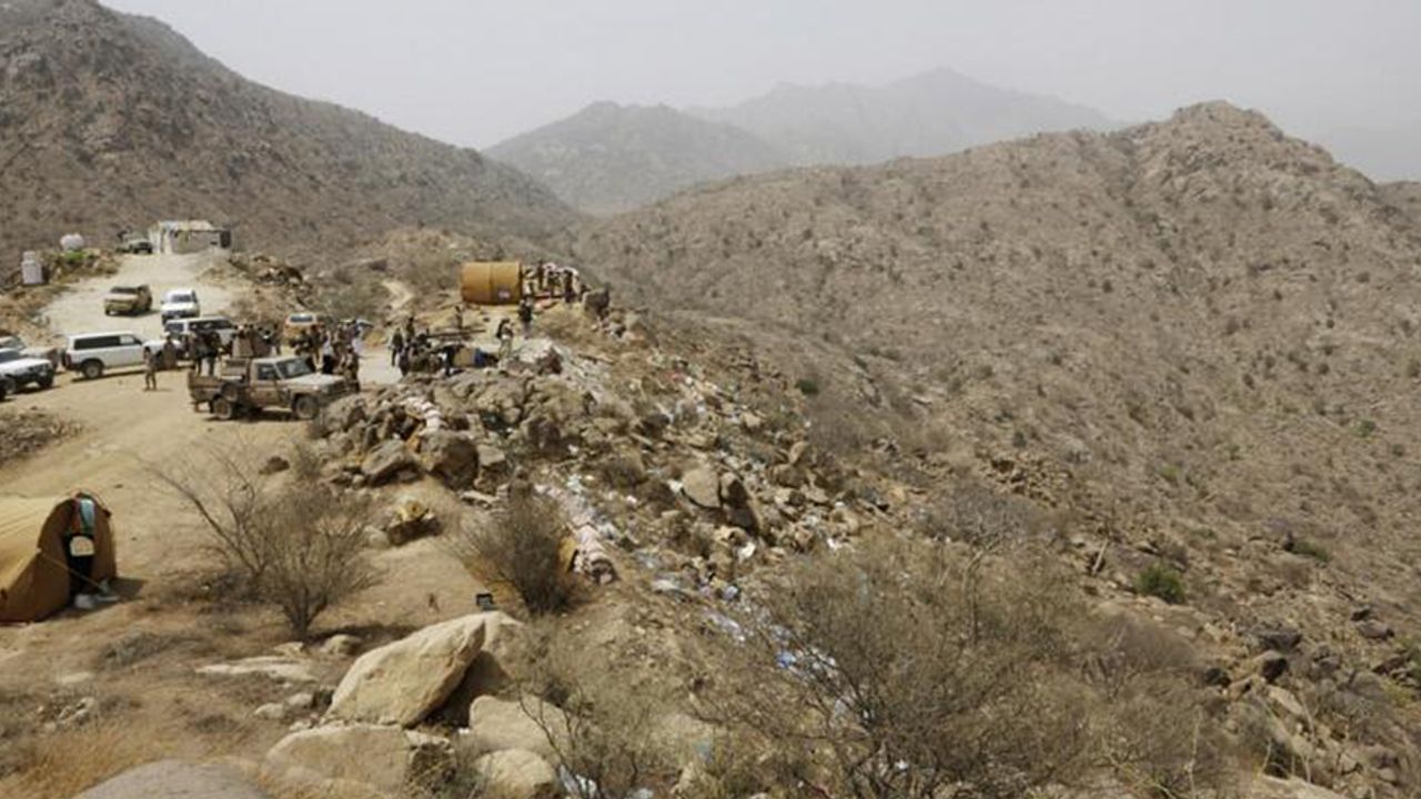 Suudi Arabistan Öncülüğündeki Koalisyon Yemen'e 50 Hava Saldırısı Düzenledi