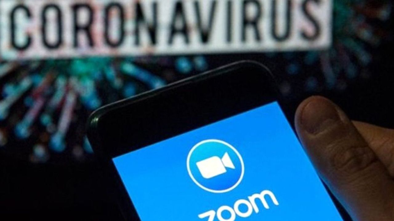 Almanya, 'Güvenlik Açığı' Gerekçesiyle Zoom'u Yasakladı