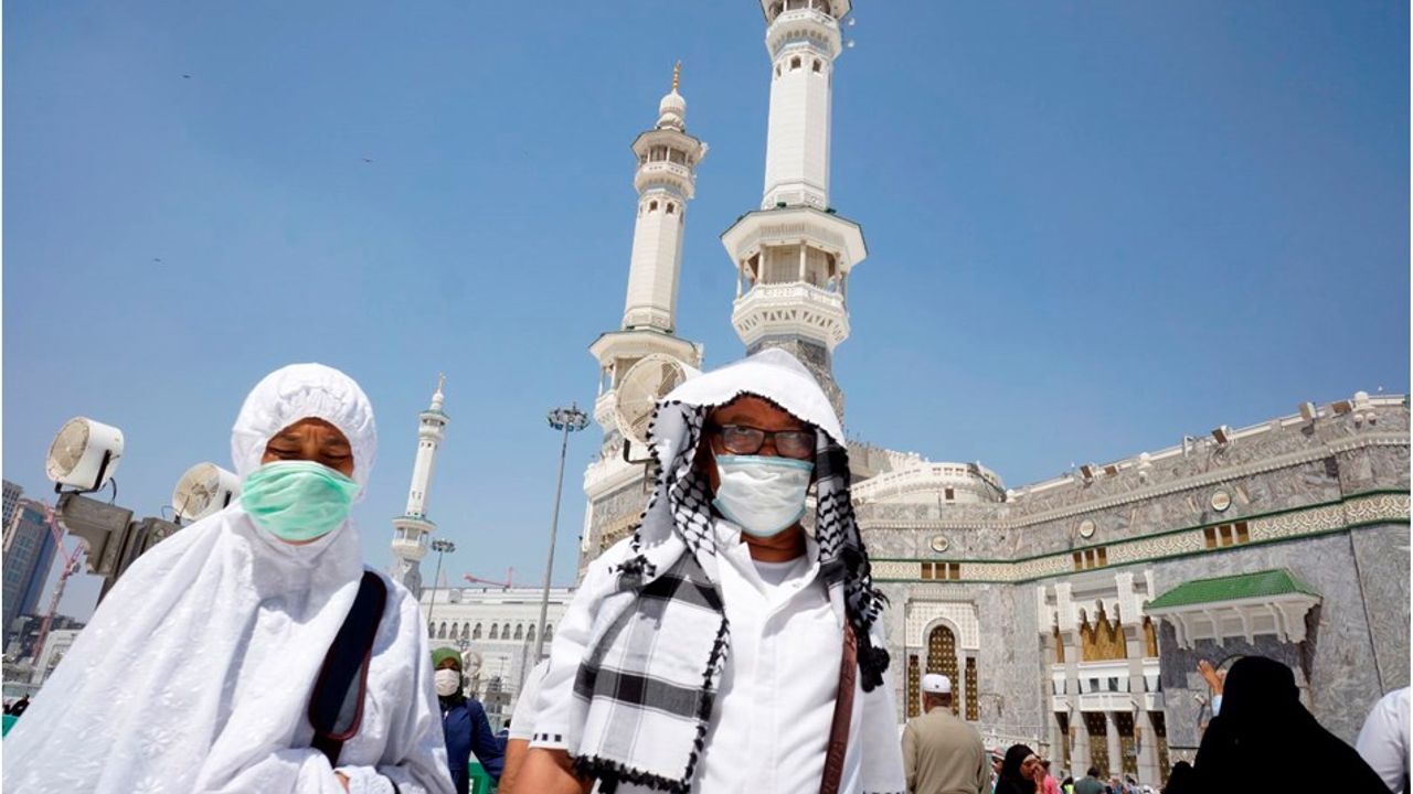 Suudi Arabistan'da Sokağa Çıkma Yasağı Mekke Hariç Kısmi Olarak Kaldırıldı
