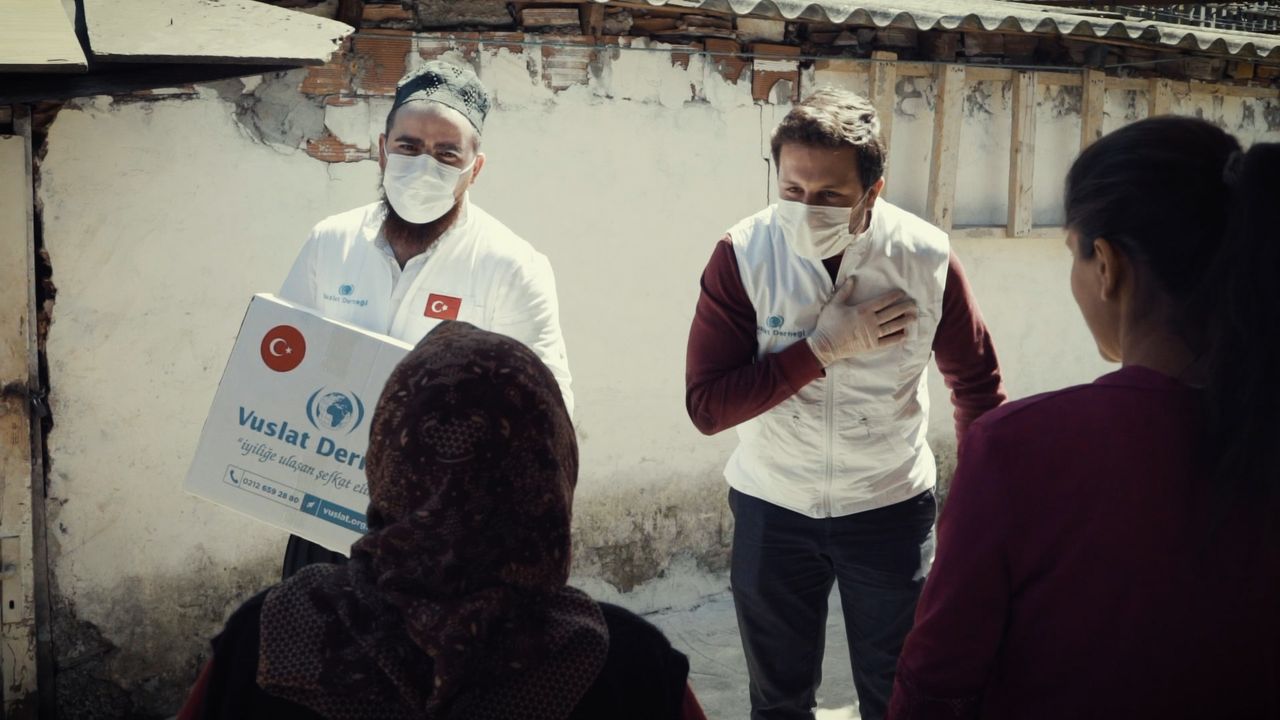 Vuslat Derneği, Mazlumlara 'Ümmet Sofraları' Kurdu