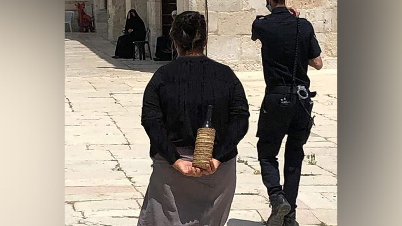 Mescid-i Aksa'da Kahreden Görüntü!