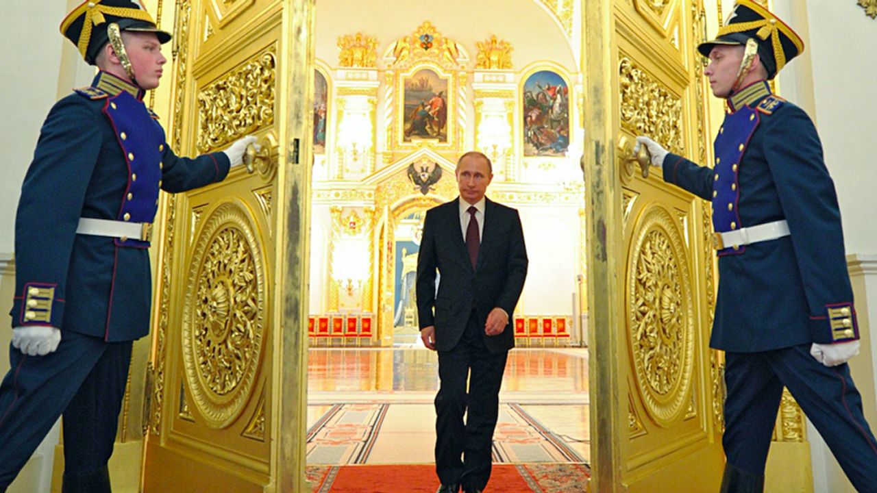 Rusya’da Putin’i 2036’ya Kadar İktidarda Tutacak Değişiklik Onaylandı