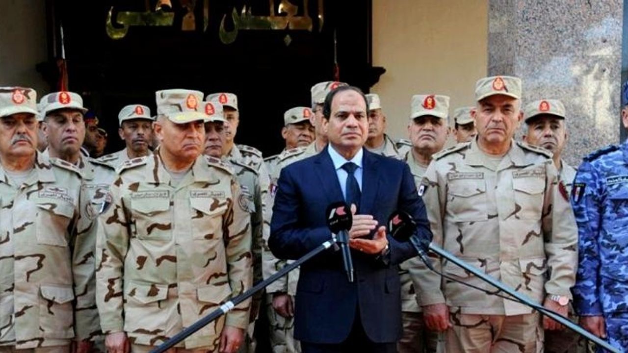Sisi Yönetiminden Yasal Değişiklik: Artık Askerler Seçimlere Katılabilecek