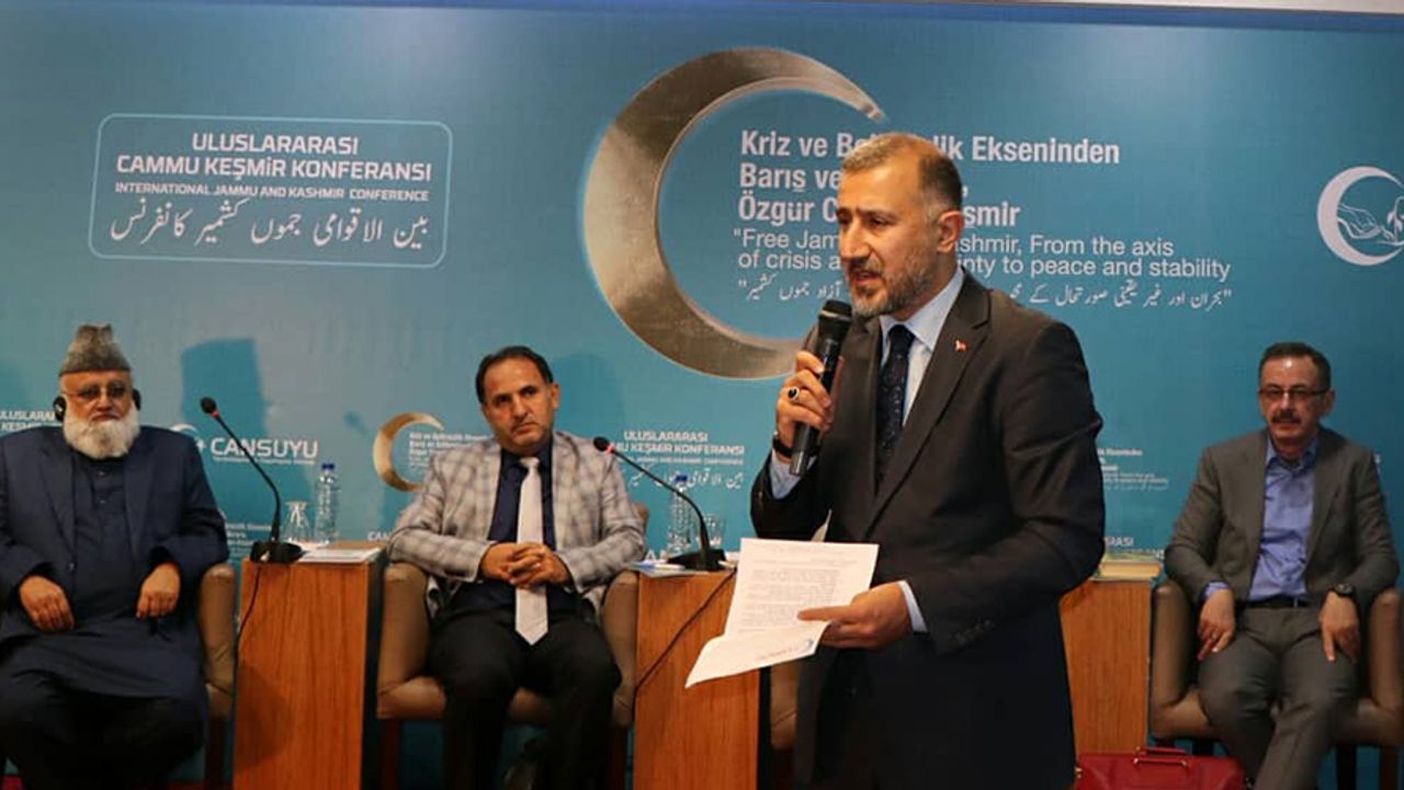 'Keşmirlilere Karşı Kolektif Eziyetler Sürüyor'