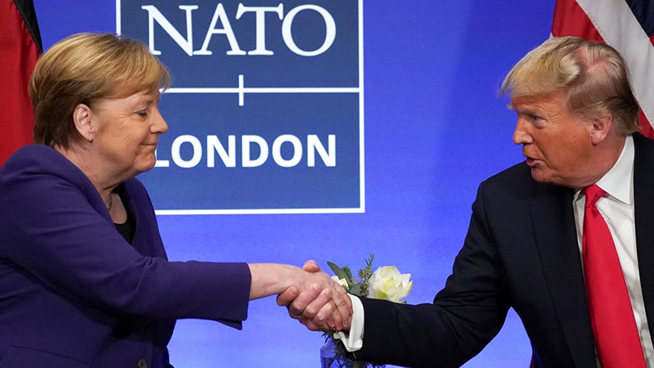 Trump: Müttefikleri NATO'dan Çıkmakla Tehdit Ettim, Parayı Aldım