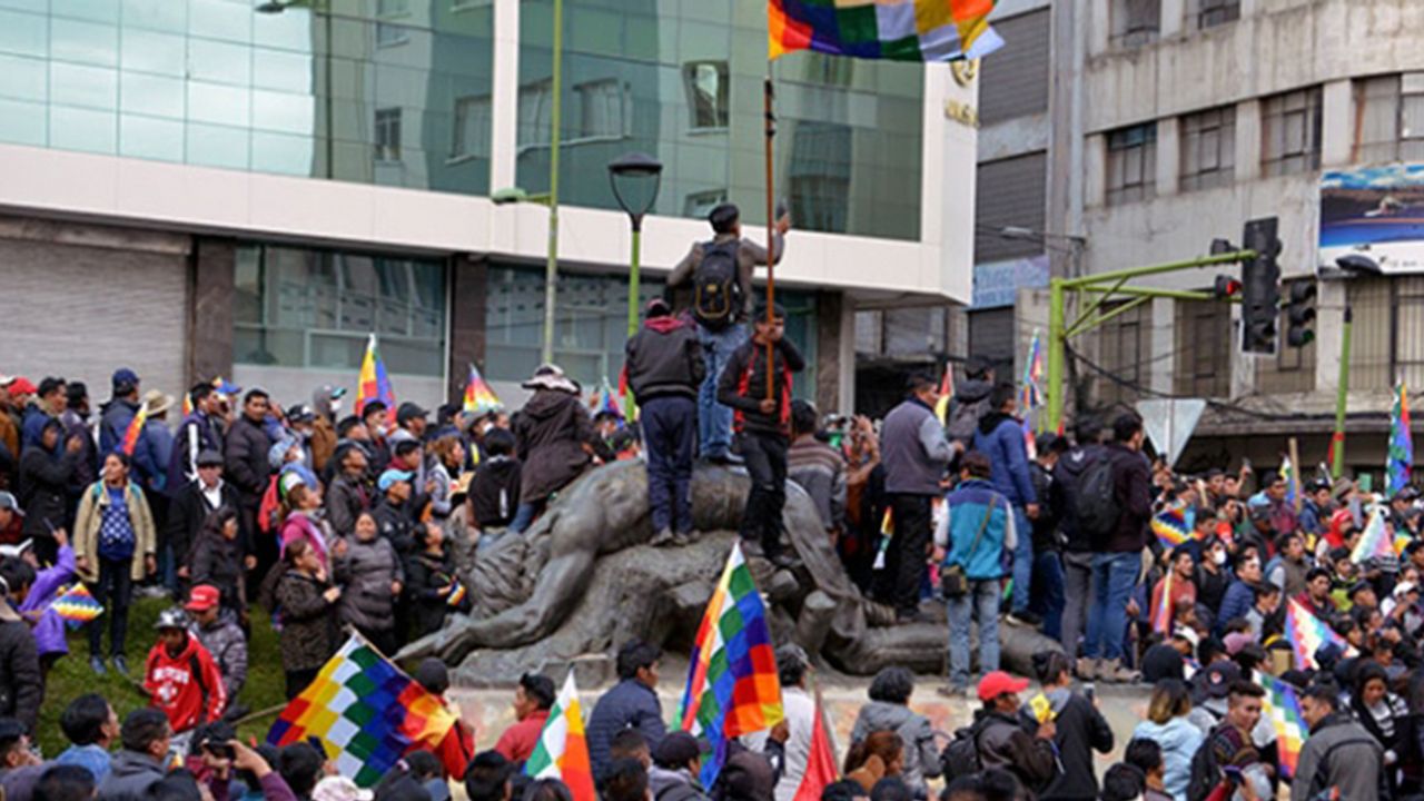 Bolivya'da Şiddet Olayları Sürüyor: 39 Yaralı