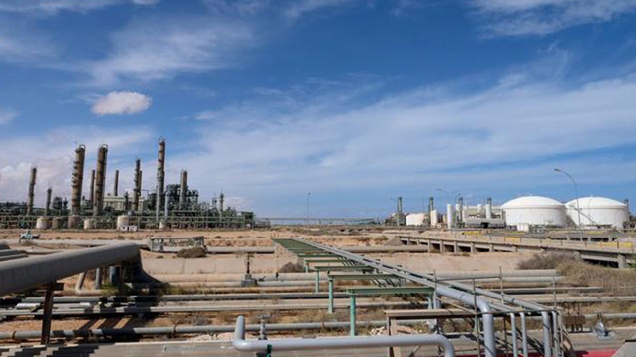 Libya'da Petrol Üretiminde Hafter Engeli Aşıldı