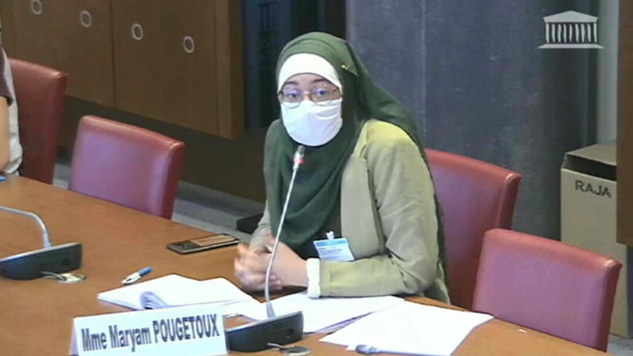 Macron’un Partisindeki İslam Düşmanı Milletvekilinden Başörtüsü Karşıtı Eylem