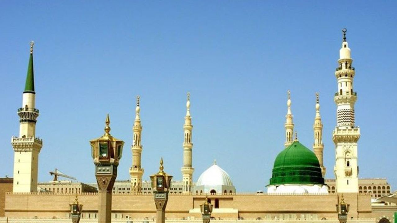 Alemlere Rahmetsin Efendimiz (S.A.V.)