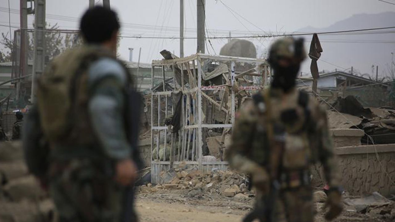Afganistan’da İki Ayrı İntihar Saldırısında En Az 34 Kişi Hayatını Kaybetti