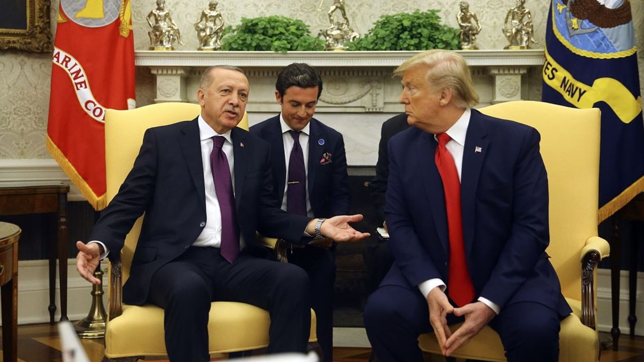 Amerika'nın Yaptırım Kararına Karşı Türkiye Yek Vücut Tepki Gösterdi