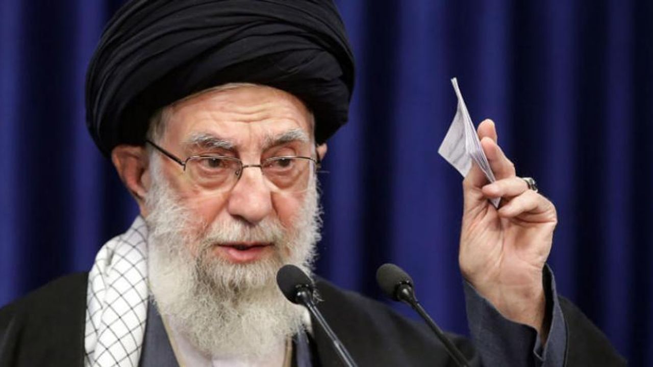 Hamaney: ‘İran, ABD’nin Nükleer Anlaşmaya Dönmesi Yönünde Aceleci Değil’