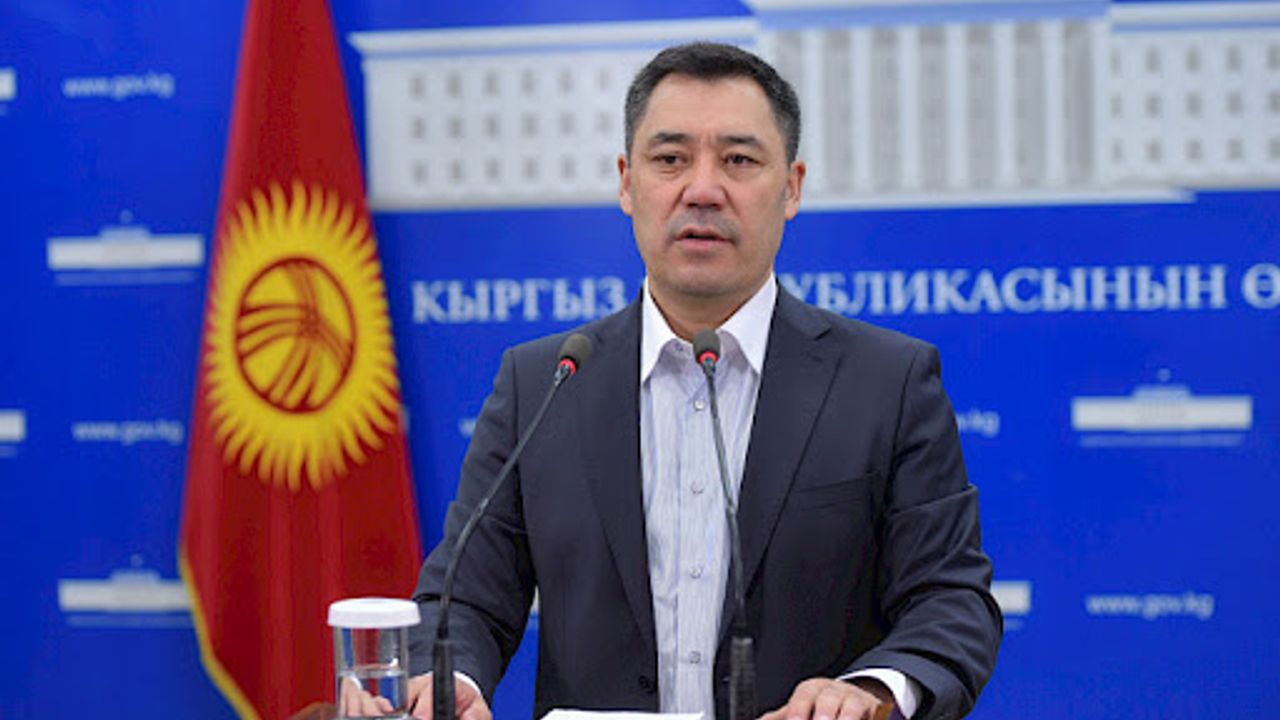 Kırgızistan'da Cumhurbaşkanlığı Seçiminin Galibi Milliyetçi Caparov Oldu