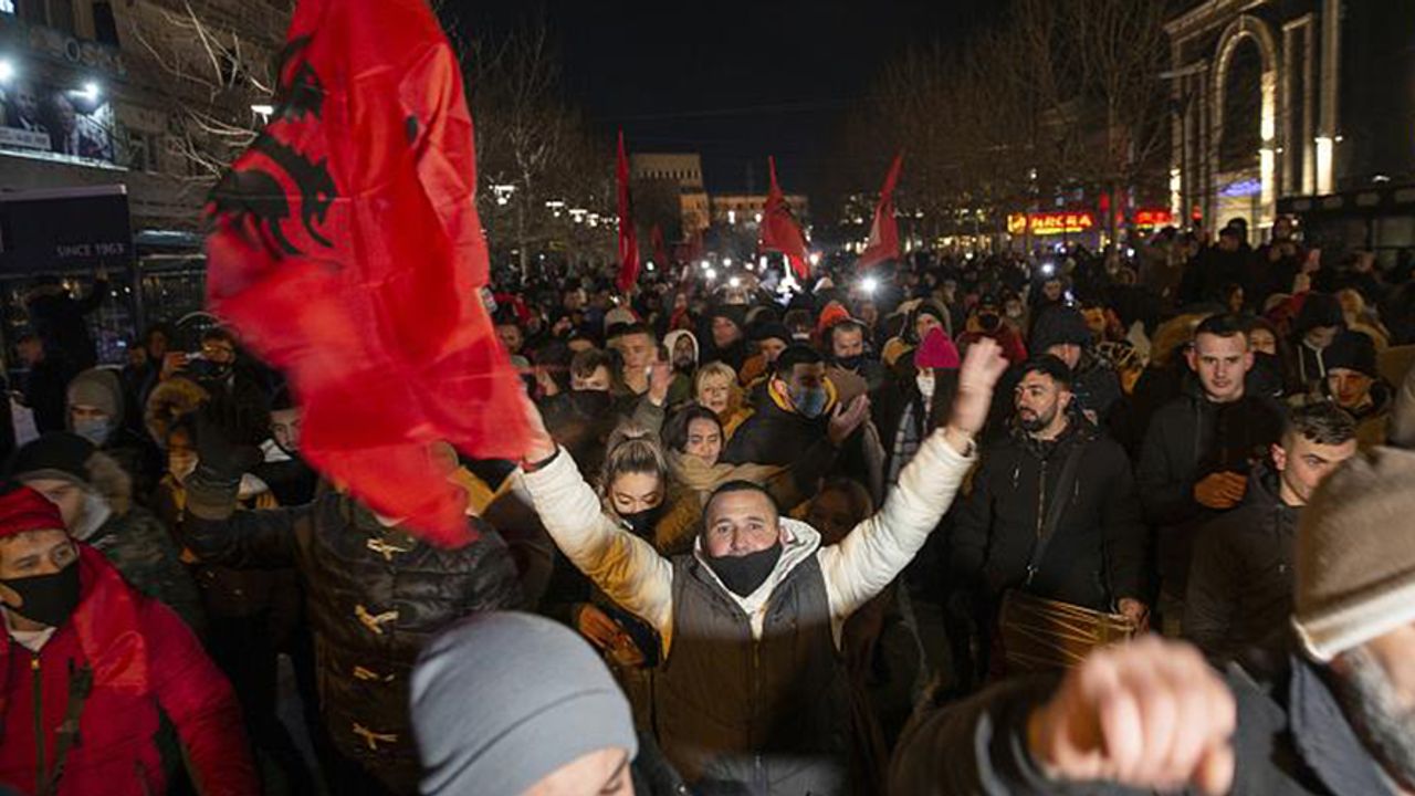 Kosova'daki Genel Seçimde Kendin Karar Al Hareketi Zaferini İlan Etti