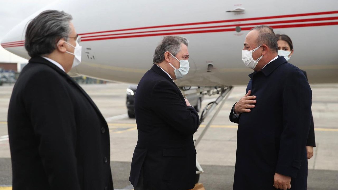 Çavuşoğlu: Mısır Aleyhine Aşırı Söylem İçinde Olanları Uyardık