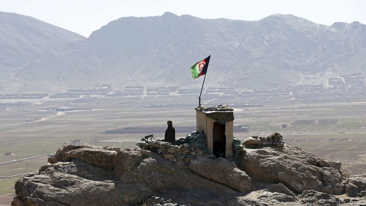 Afganistan'da İftar Vakti Bombalı Saldırı Düzenlendi