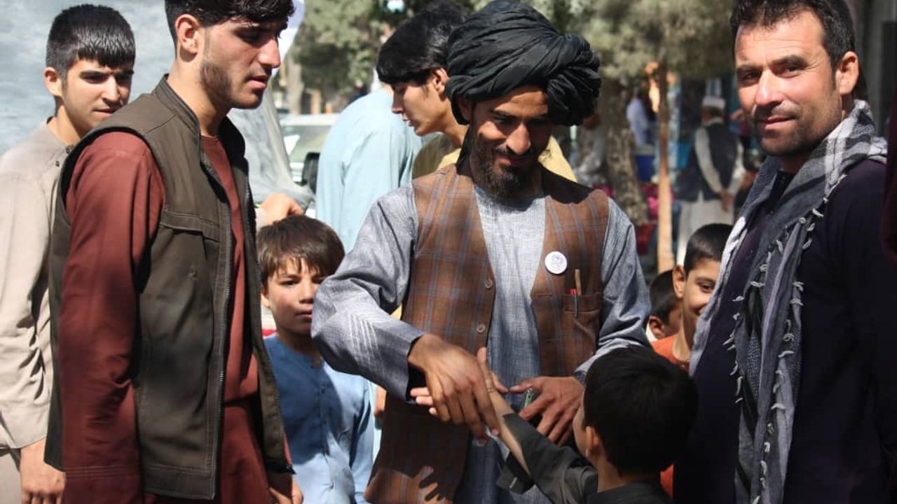 Kabil'e Giren Taliban: Afganistan'da Savaş Sona Erdi