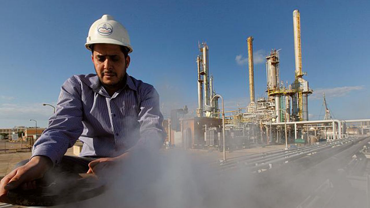 Libya'da Hafter Kontrolündeki Limanlarda Petrol İhracatı Durduruldu