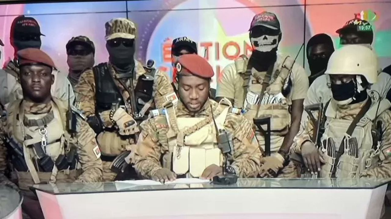 Burkina Faso'da Bir Yılda İkinci Kez Askeri Darbe Yapıldı 
