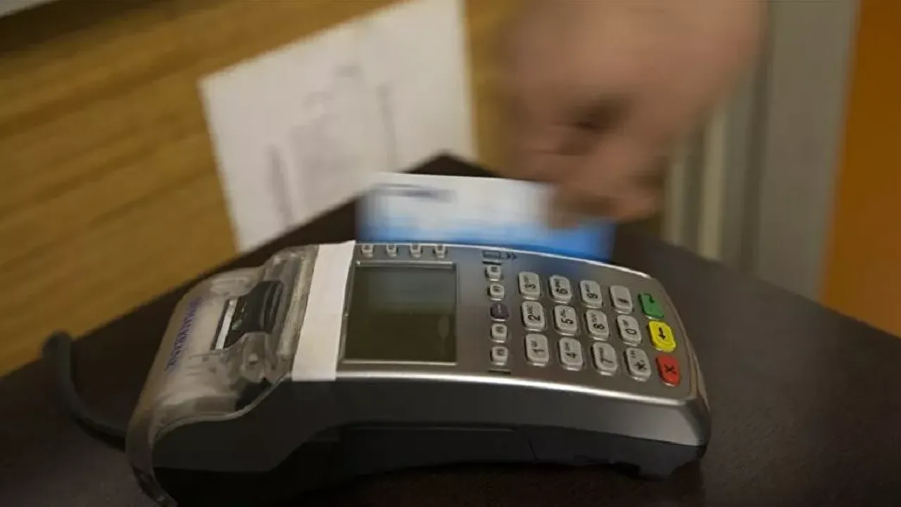 Dünya Sağlık Örgütü'nden Virüslere Karşı 'Temassız Kart' Önerisi