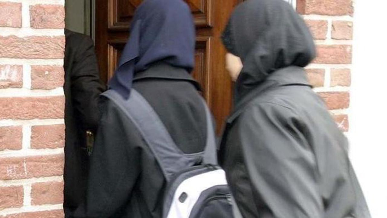 Fransa'da Müslümanların Yüzde 42'si En Az Bir Kez Ayrımcılığa Uğradı