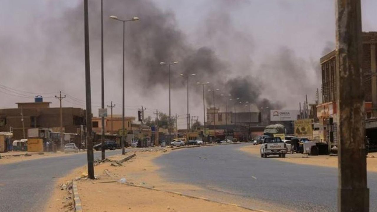 Sudan'da Müzakere Yok Çatışmalar Üçüncü Haftasına Girdi
