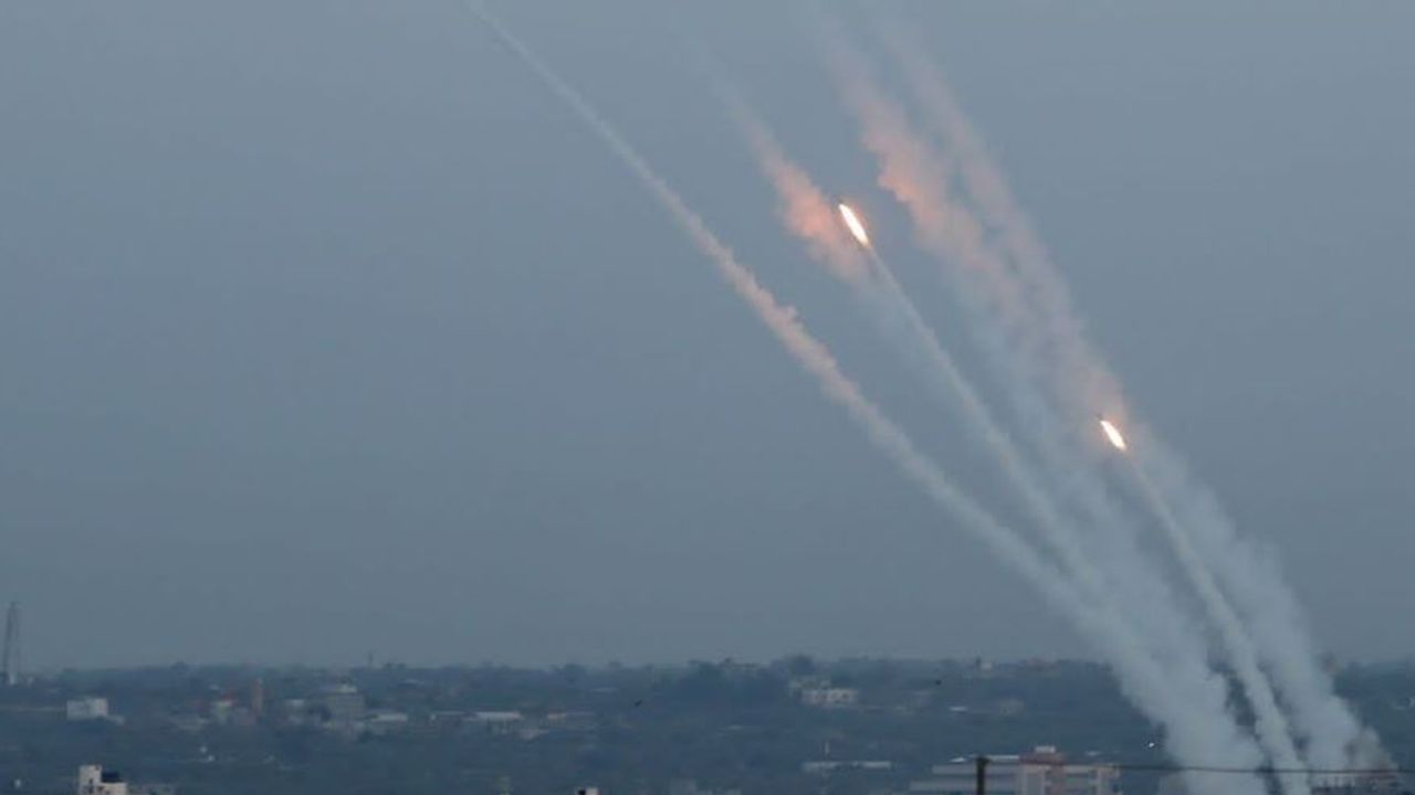 Gazze'den Hızır Adnan'ın Şehadeti Sonrası İsrail'e Roket Misillemesi Geldi