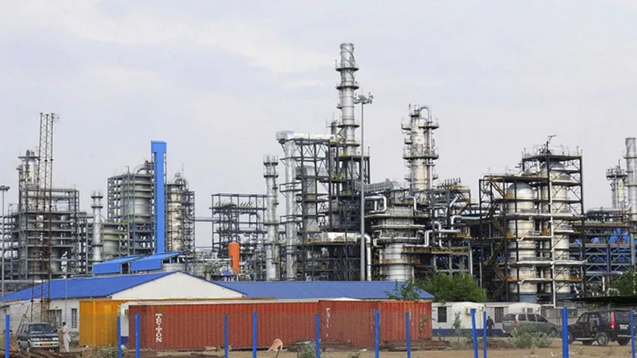 Rus Petrol İhracatı Ukrayna İşgali Sonrası En Yüksek Seviyeye Ulaştı