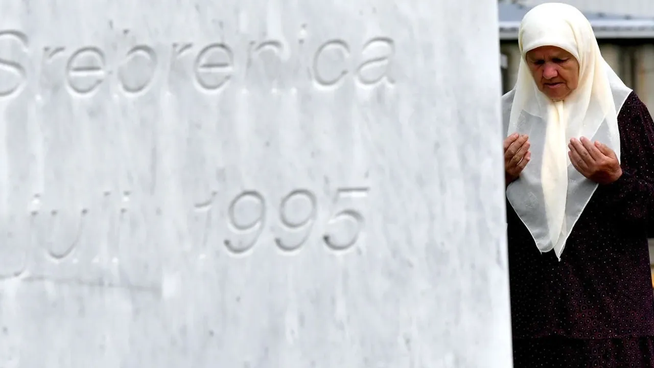 Srebrenitsa Soykırımı: Müslüman Boşnakların Kıyımının 28. Yılı