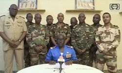 Nijer'de Seçilmiş Cumhurbaşkanı Bazoum'a Darbe: Asker Yönetime El Koydu