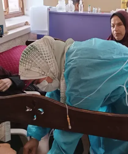 Gazze'deki Şifa Hastanesi’nde Siyonistlerin Yaşattığı Katliamlarının Dehşeti Anlattılar