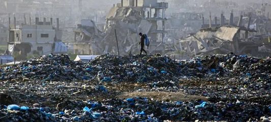 Gazze Şeridi’nin Doğusunda Yıkımlarını Sürdüren İşgal Güçleri Bir Kişiyi Şehit Etti