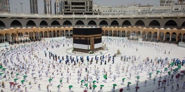 Suudi Arabistan Umre Planını Açıkladı: Haremeyn’de İtikaf ve Sahur Yemeği Olmayacak