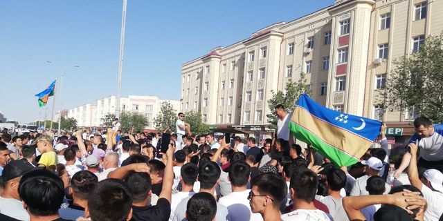 Özbekistan Karakalpakistan'da 18 Kişinin Öldüğü Açıklandı
