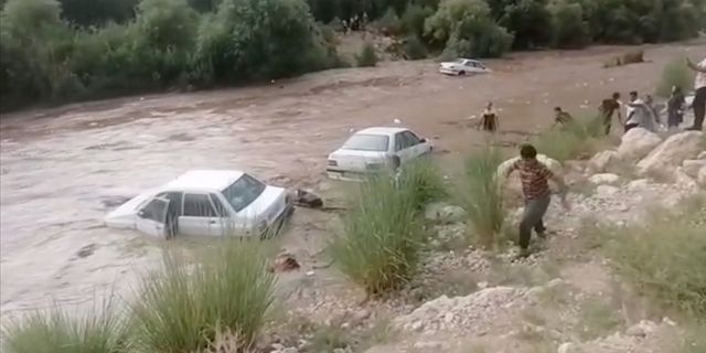 İran’daki Sel Felaketinde Can Kaybı 76’ya Yükseldi