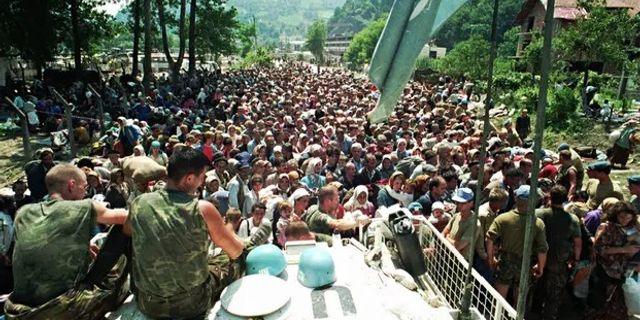 Katil Olay Mahalline Dönüyor: Hollanda, Bosna Hersek'e 160 Asker Gönderecek