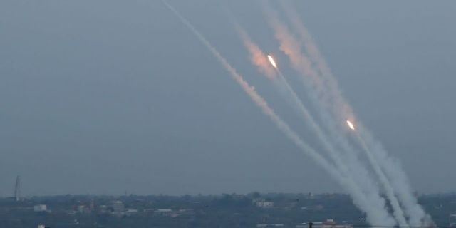 Gazze'den Hızır Adnan'ın Şehadeti Sonrası İsrail'e Roket Misillemesi Geldi
