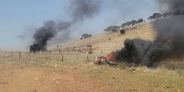 İsrailli İşgalci Çeteler Filistinlilere Ait Araçları Ateşe Verdi