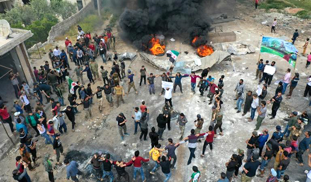 İdlib'de HTŞ Protesto Edildi