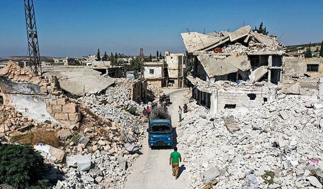 Amerika İdlib'in Güneyinde Tahriru'ş Şam Heyetine Hava Saldırısı Düzenledi