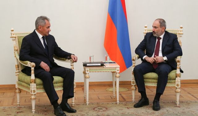 Rusya Ermenistan Vatandaşlarını Dağlık Karabağ'a Geri Taşıyor