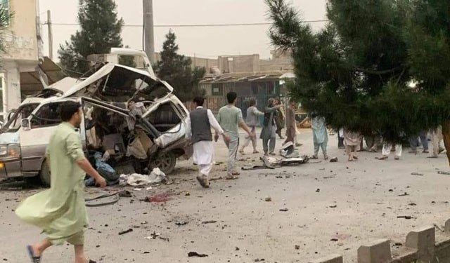 Afganistan'da Peş Peşe Bombalı Saldırılar Yaşanıyor