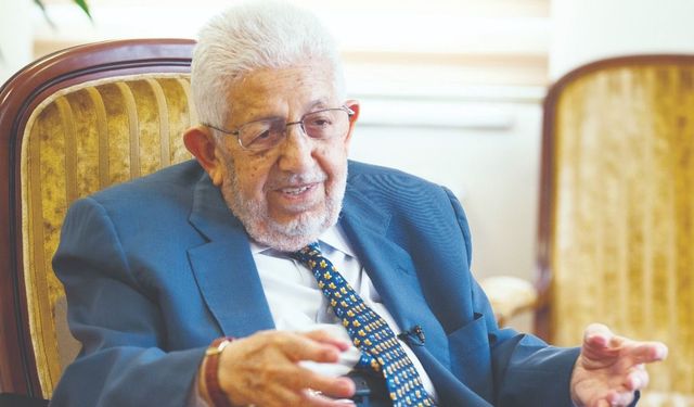 Recai Kutan: Hindistan'da İslam Düşmanlığı Sistematik Bir Hal Almıştır