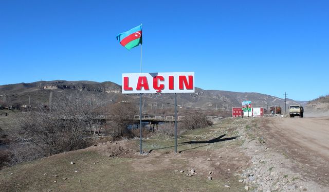 Laçın Azerbaycan'ın Kontrolüne Geçti