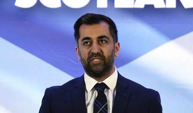 İskoçya'nın İlk Müslüman Başbakanı Oldu: Hamza Yusuf Görevine Başladı
