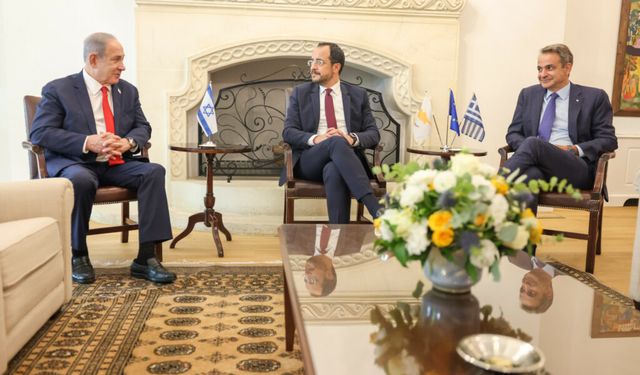 İsrail-Yunanistan-Rum Yönetimi Üçlüsü Güney Kıbrıs'ta Buluştu