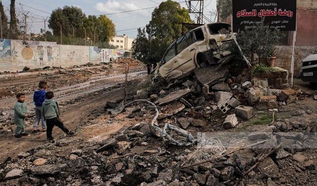 İşgal Güçleri Cenin'de 600 Ev Yıktı ve Yıkımlarını Sürekli Genişletiyor
