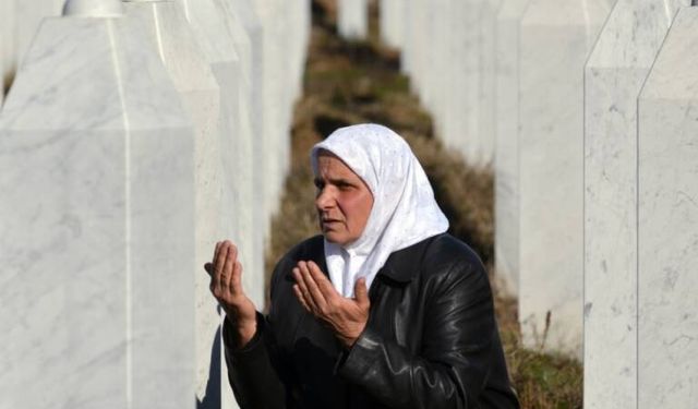 Srebrenitsa’da 30 Yıl Geçti, Adalet Hâlâ Uğramadı