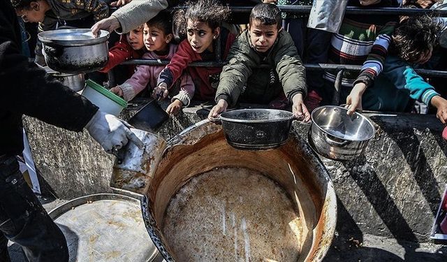 7 Gazzeli Daha Açlıktan Vefat Etti!