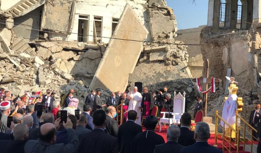 Papa ile Görüşmeyi Reddeden Irak Dini Lideri: "Özerk Dini Bölge" İçin Geldi!